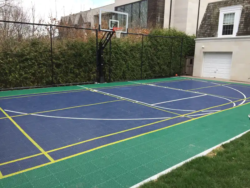 28x48 Court - Lawerence Park